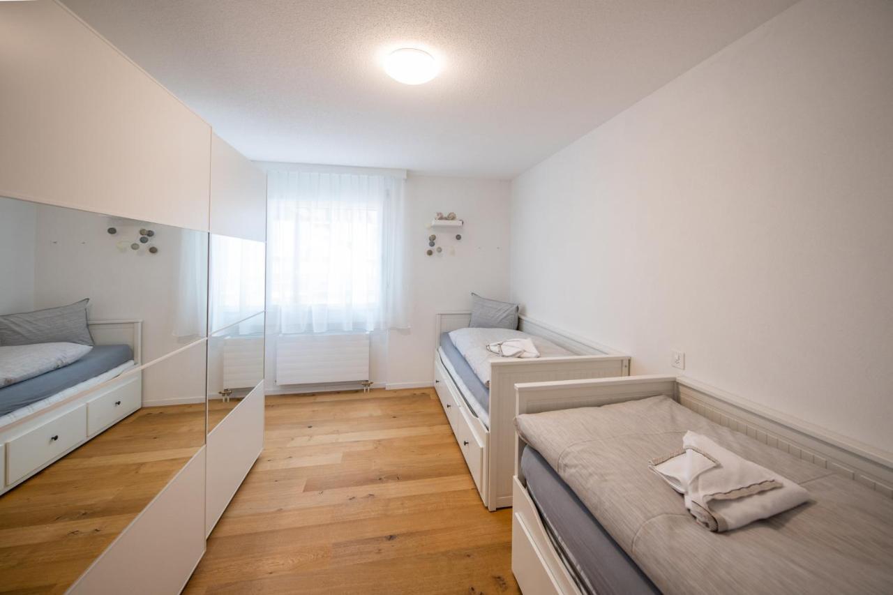 Agrimonia - 5,5-Zi Duplex Wohnung Bis 9 Personen Mit Eigenem Garten Davos Exterior photo