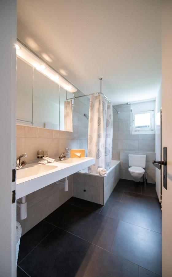 Agrimonia - 5,5-Zi Duplex Wohnung Bis 9 Personen Mit Eigenem Garten Davos Exterior photo